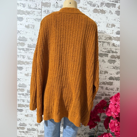 American Eagle Outfitters Warm Brown Cardigan - Picture 4 of 6